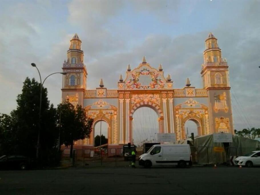 Puerta De San Juan Διαμέρισμα Σεβίλλη Εξωτερικό φωτογραφία
